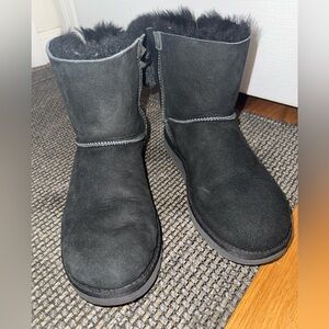 Ugg Mini Bailey Velvet bow